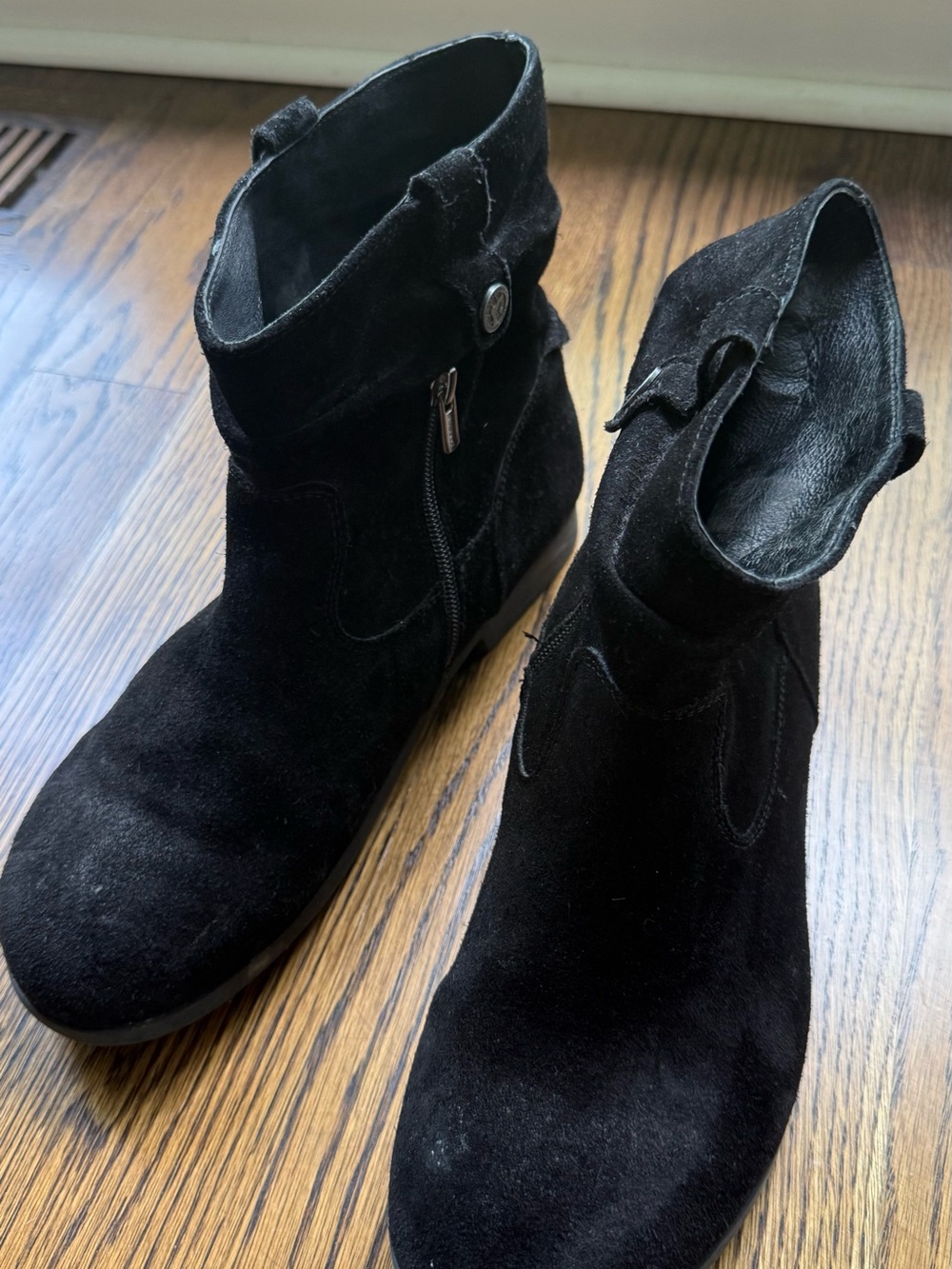 Women's Birkenstock Black Suede Ankle Boots - Classic Zip Closure size 41